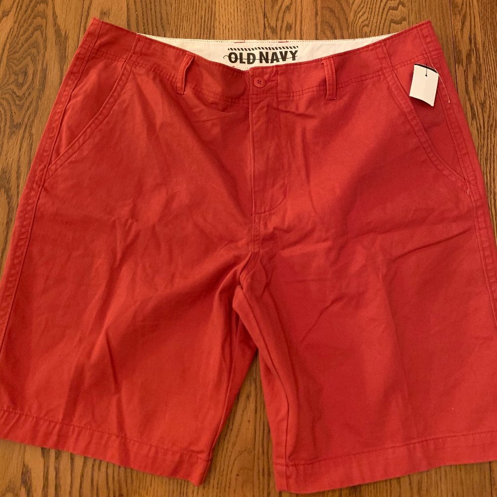 Men's Flat Front Dress Shorts (Red) NWT! size 40